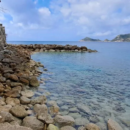Βίλα Hidden Paradise *