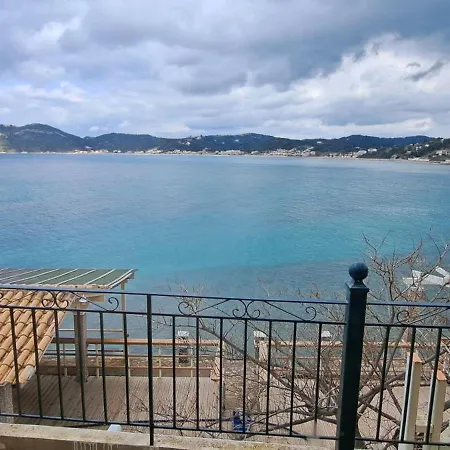 Vilă Hidden Paradise Agios Georgios Pagon