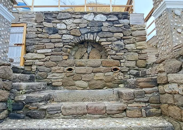 Hidden Paradise Agios Georgios Pagon